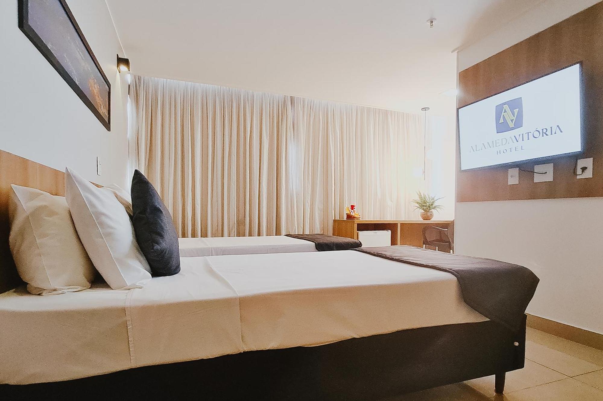 Alameda Vitoria Hotel Экстерьер фото