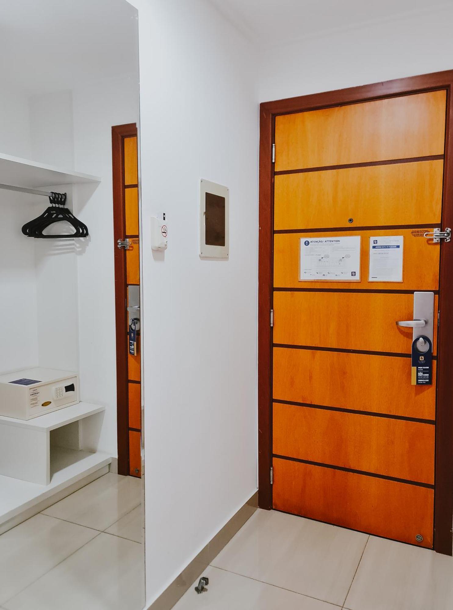 Alameda Vitoria Hotel Экстерьер фото