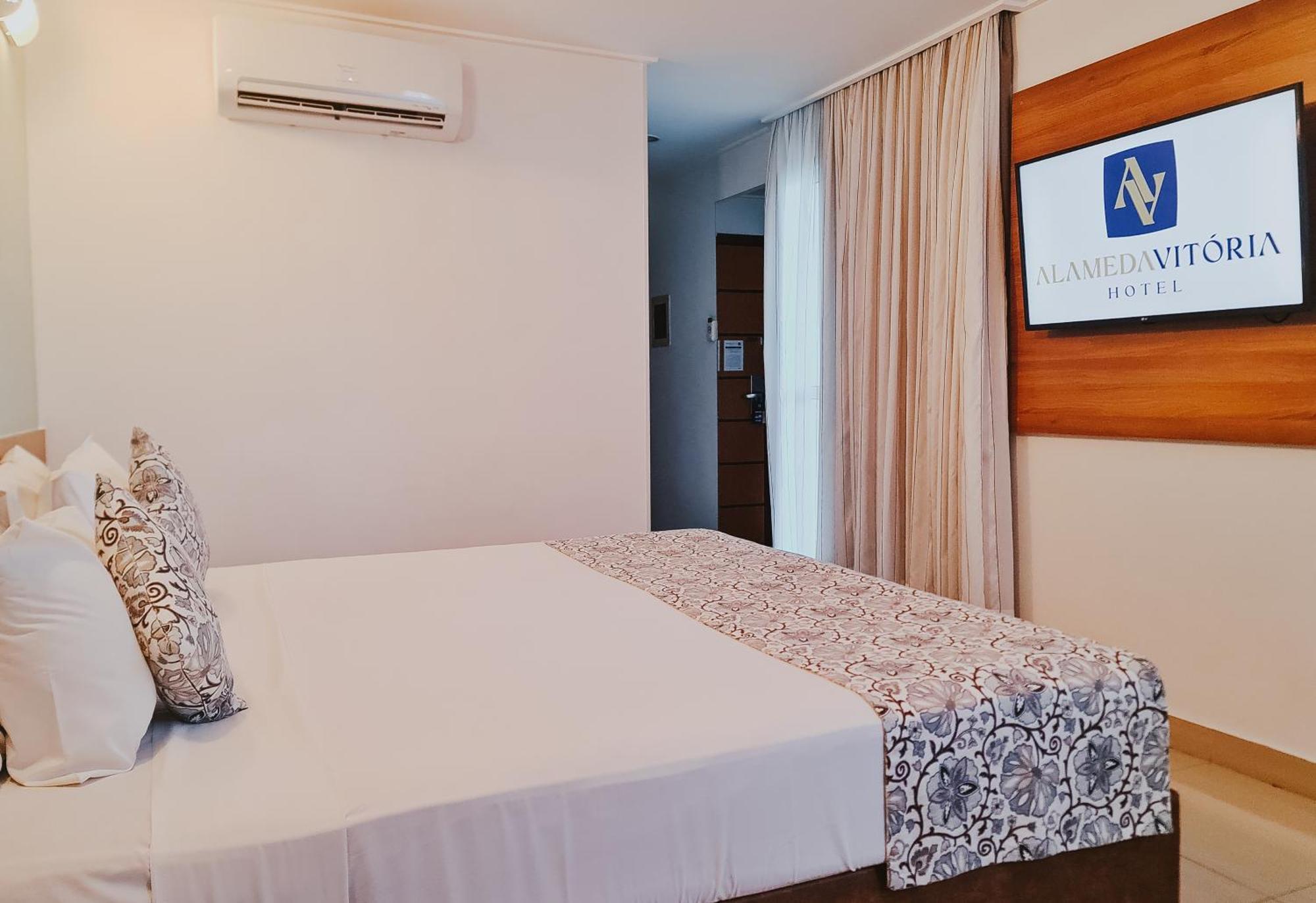 Alameda Vitoria Hotel Экстерьер фото
