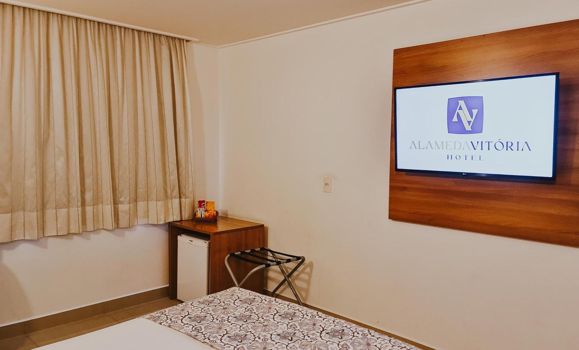 Alameda Vitoria Hotel Экстерьер фото