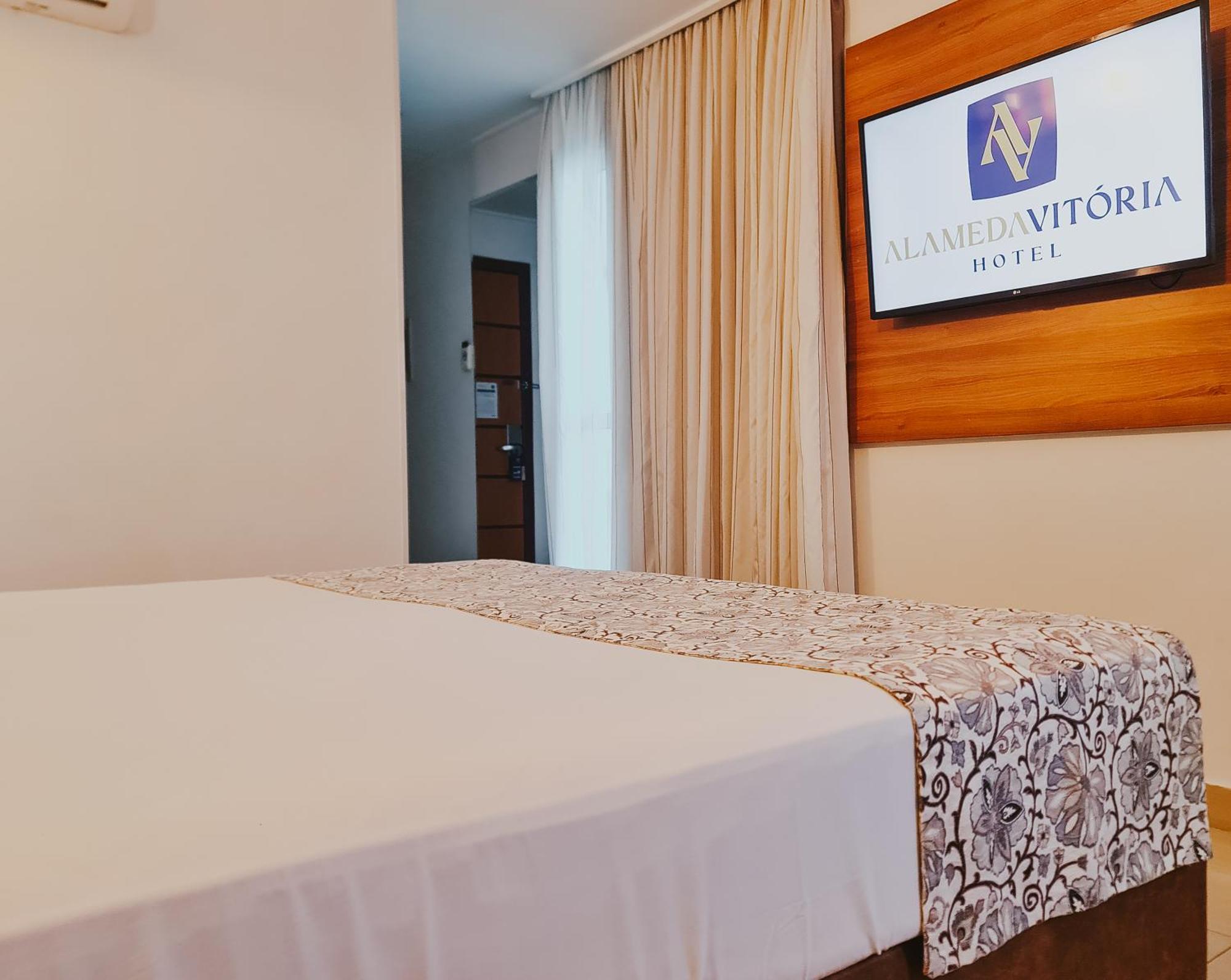 Alameda Vitoria Hotel Экстерьер фото
